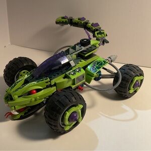 Lego Ninjago Rise of the Snakes Fangpyre Truck 9445
